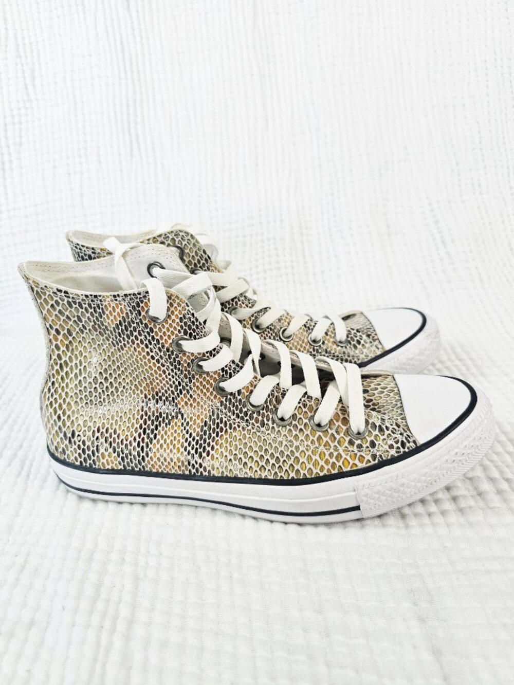 Converse Chuck Taylor All Star High Top - Leather Snakeskin Print - Women's 8.5 - Picture 3 of 7